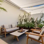 H10 Palacio Colomera Отель 4*