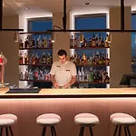 H10 Palacio Colomera Отель