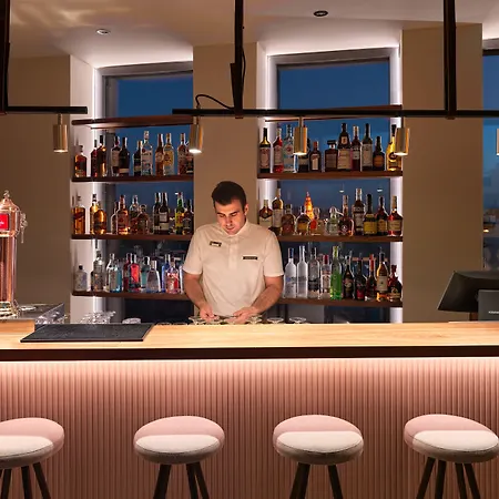 H10 Palacio Colomera Ξενοδοχείο