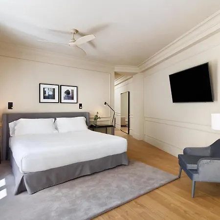 H10 Palacio Colomera Hotel 4*