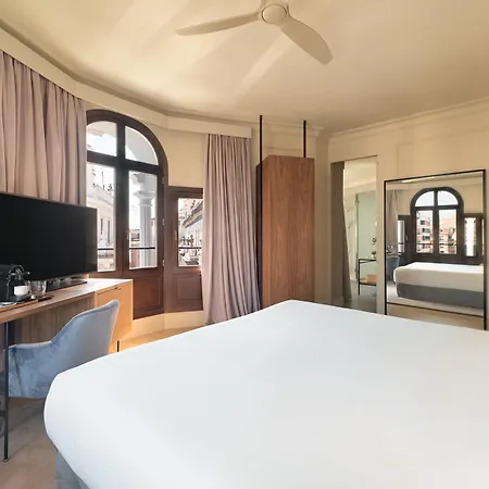 H10 Palacio Colomera Hotel